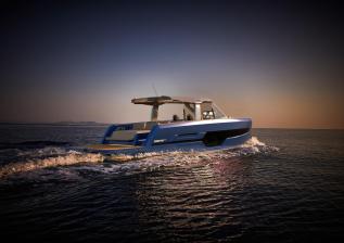 FJORD440_Exterior_P06.jpg